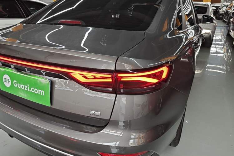 Used Geely Auto Emgrand 2023 4th Generation Champion Edition 1.5L CVT Prestige Model Right Rear Taillight