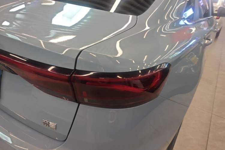 Used Geely Auto Emgrand 2023 4th Generation Champion Edition 1.5L CVT Prestige Model Right Rear Taillight