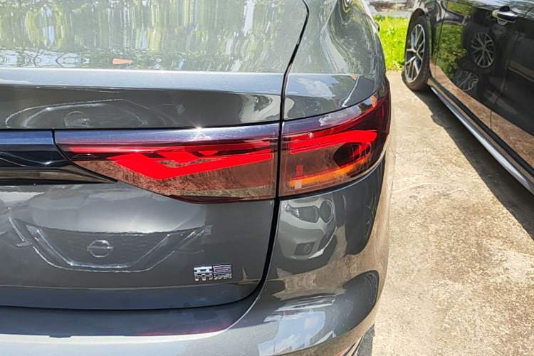 Used Geely Auto Emgrand 2023 4th Generation Champion Edition 1.5L CVT Luxury Model Right Rear Taillight