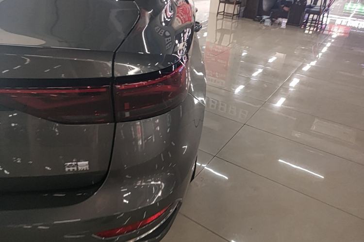 Used Geely Auto Emgrand 2023 4th Generation Champion Edition 1.5L CVT Luxury Model Right Rear Taillight