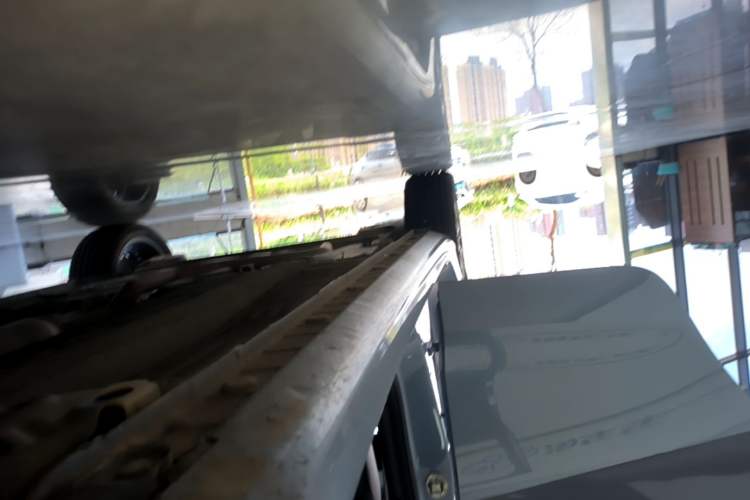 Used Geely Auto Emgrand 2023 4th Generation Champion Edition 1.5L CVT Prestige Model Right Side Sill