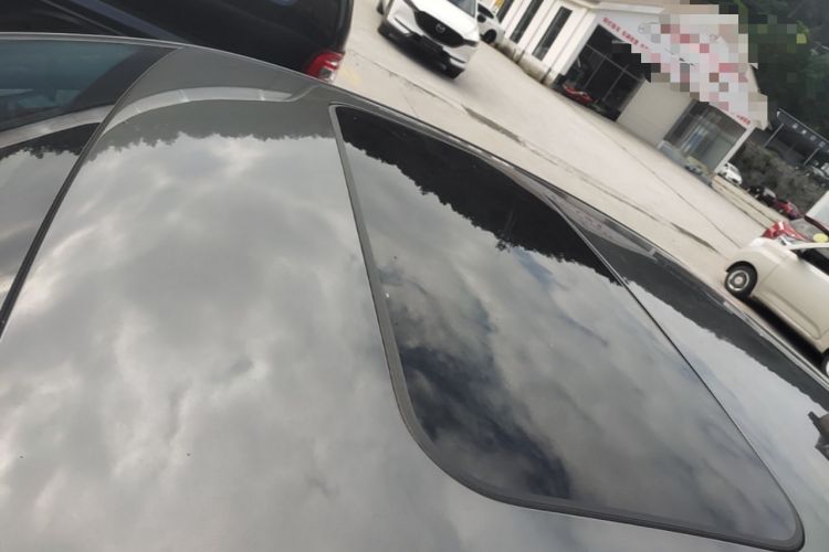 Used Geely Auto Emgrand 2023 4th Generation Champion Edition 1.5L CVT Prestige Model Roof