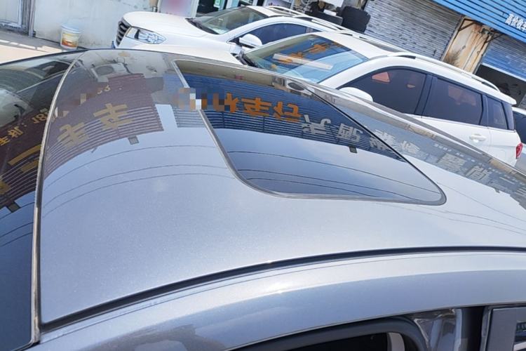 Used Geely Auto Emgrand 2023 4th Generation Champion Edition 1.5L CVT Prestige Model Roof