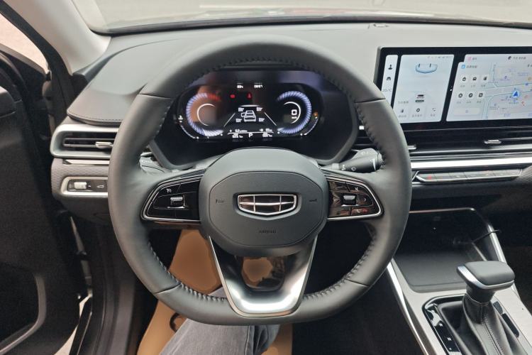 Used Geely Auto Emgrand 2023 4th Generation Champion Edition 1.5L CVT Prestige Model Steering Wheel