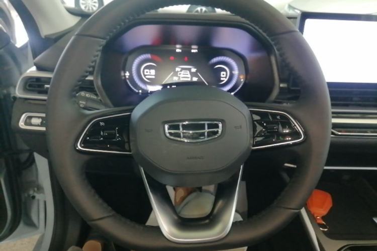 Used Geely Auto Emgrand 2023 4th Generation Champion Edition 1.5L CVT Prestige Model Steering Wheel