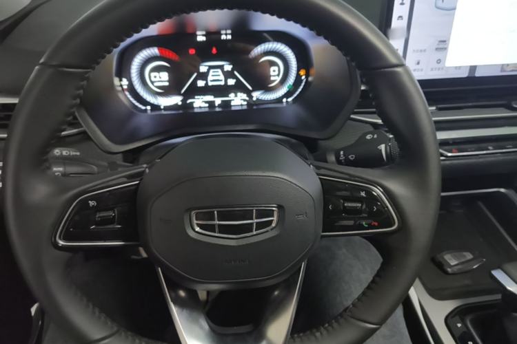Used Geely Auto Emgrand 2023 4th Generation Champion Edition 1.5L CVT Luxury Model Steering Wheel