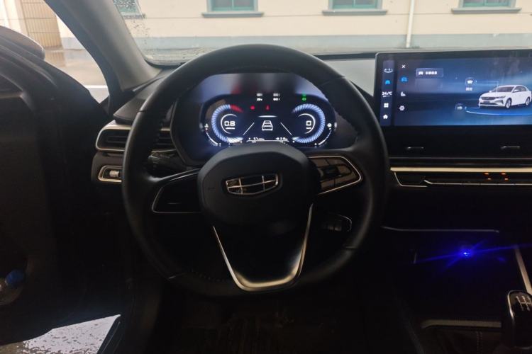 Used Geely Auto Emgrand 2023 4th Generation Champion Edition 1.5L Manual Luxury Model Steering Wheel