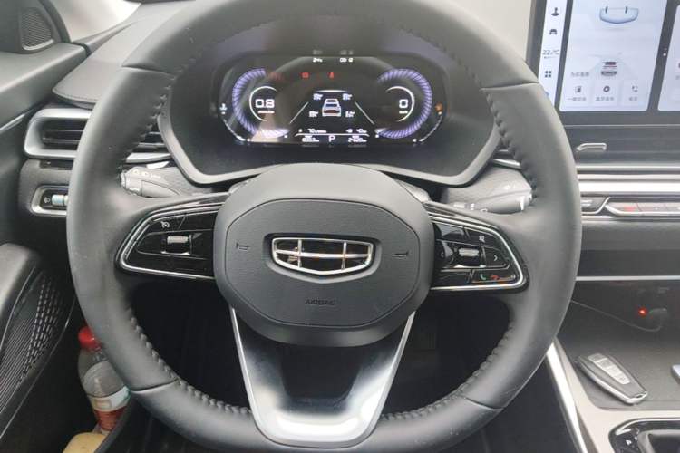 Used Geely Auto Emgrand 2023 4th Generation Champion Edition 1.5L CVT Prestige Model Steering Wheel