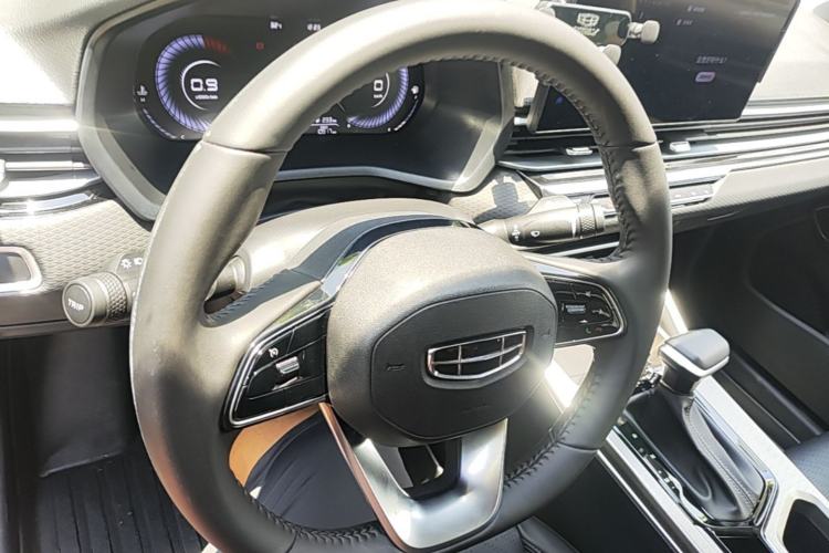 Used Geely Auto Emgrand 2023 4th Generation Champion Edition 1.5L CVT Luxury Model Steering Wheel