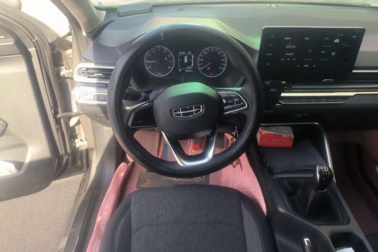 Used Geely Auto Emgrand 2023 4th Generation Champion Edition 1.5L Manual Luxury Model Steering Wheel