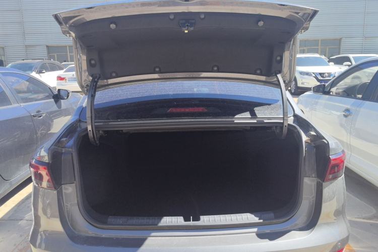 Used Geely Auto Emgrand 2023 4th Generation Champion Edition 1.5L CVT Luxury Model Trunk