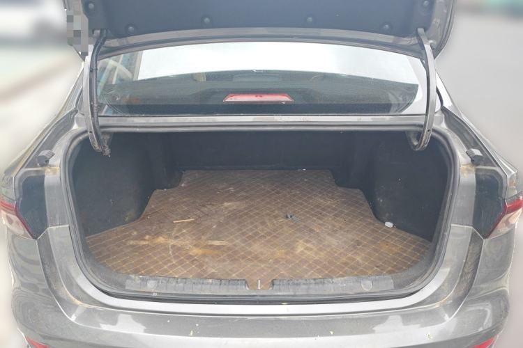 Used Geely Auto Emgrand 2023 4th Generation Champion Edition 1.5L CVT Prestige Model Trunk