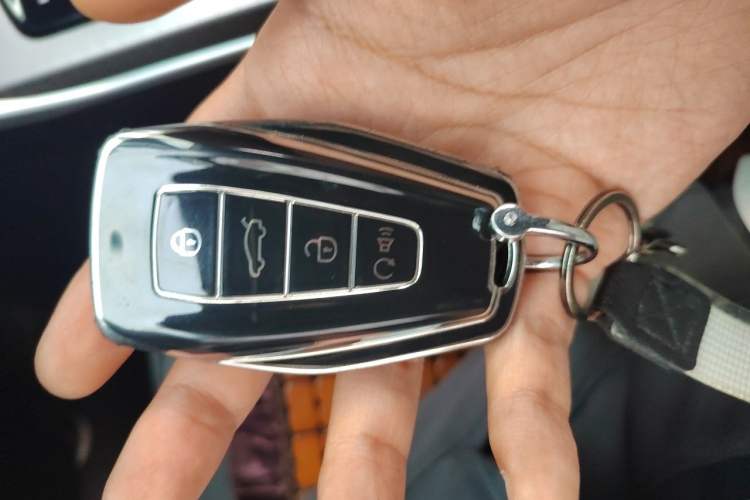 Used Geely Auto Emgrand 2023 4th Generation Champion Edition 1.5L CVT Prestige Model Vehicle Key