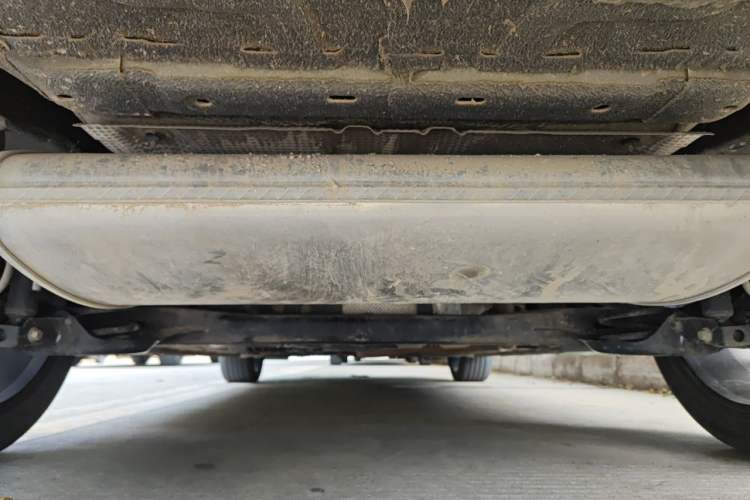 Used Geely Auto Emgrand 2023 4th Generation Champion Edition 1.5L CVT Flagship Model Chassis Rear