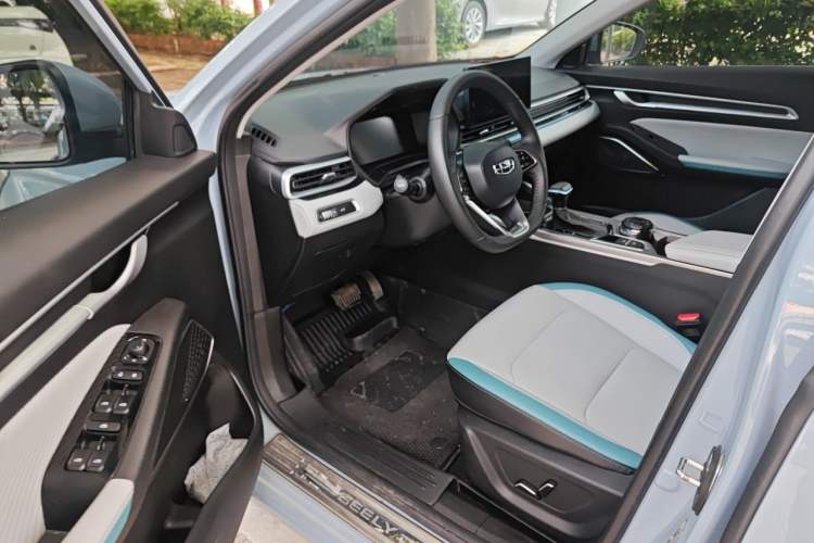 Used Geely Auto Emgrand 2023 4th Generation Champion Edition 1.5L CVT Flagship Model Driver Seat
