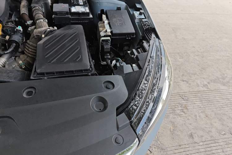Used Geely Auto Emgrand 2023 4th Generation Champion Edition 1.5L CVT Flagship Model Engine Bay Left