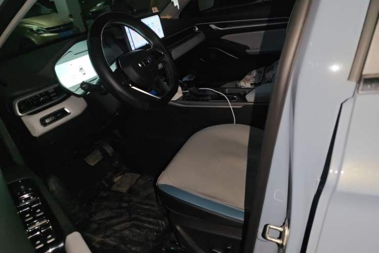 Used Geely Auto Emgrand 2023 4th Generation Champion Edition 1.5L CVT Flagship Model Left Front Seat