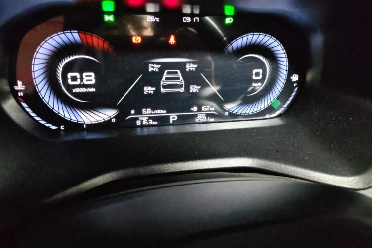 Used Geely Auto Emgrand 2023 4th Generation Champion Edition 1.5L CVT Luxury Model Odometer Close Up