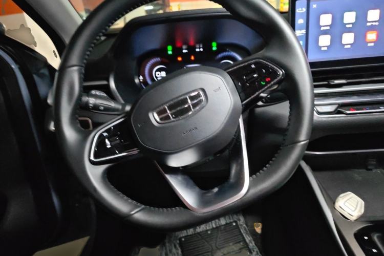 Used Geely Auto Emgrand 2023 4th Generation Champion Edition 1.5L CVT Luxury Model Steering Wheel