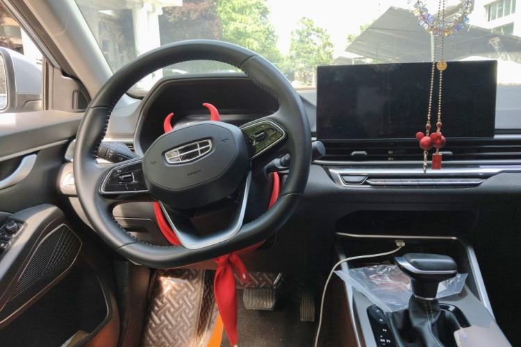 Used Geely Auto Emgrand 2023 4th Generation Champion Edition 1.5L CVT Prestige Model Steering Wheel
