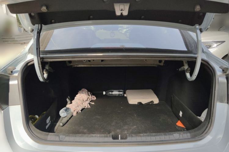 Used Geely Auto Emgrand 2023 4th Generation Champion Edition 1.5L CVT Prestige Model Trunk