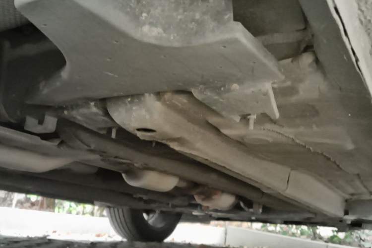 Used Geely Auto Emgrand 2023 4th Generation Champion Edition 1.5L CVT Flagship Model Chassis Rear Right