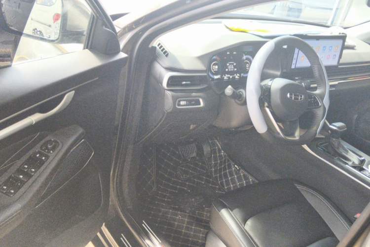 Used Geely Auto Emgrand 2023 4th Generation Champion Edition 1.5L CVT Prestige Model Driver Seat