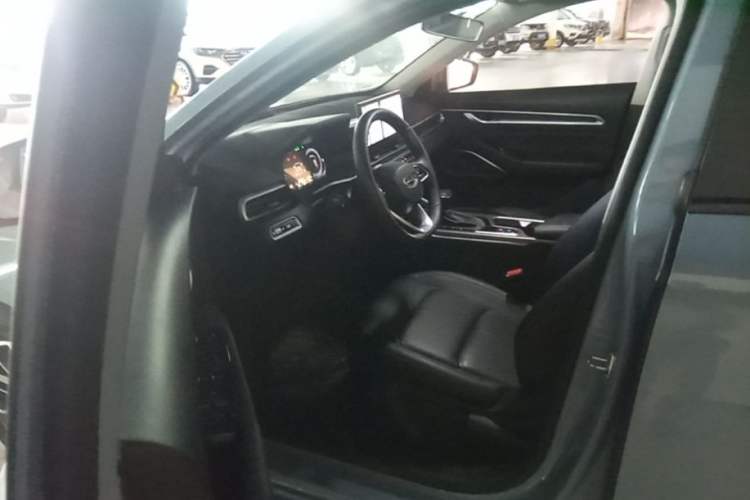 Used Geely Auto Emgrand 2023 4th Generation Champion Edition 1.5L CVT Luxury Model Driver Seat