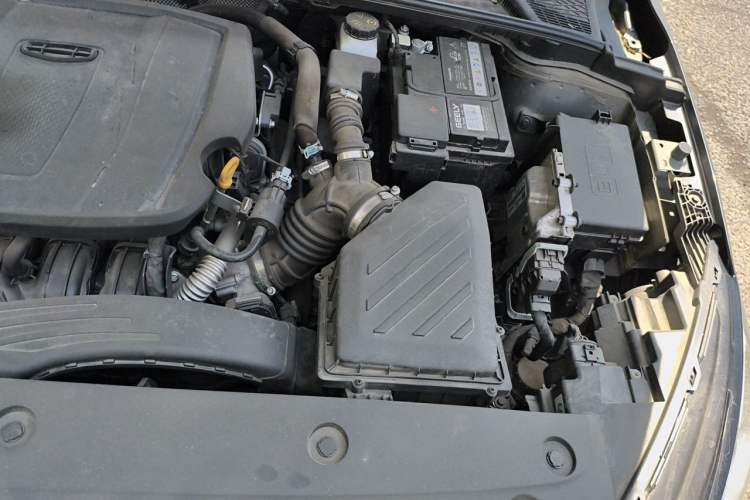 Used Geely Auto Emgrand 2023 4th Generation Champion Edition 1.5L CVT Luxury Model Engine Bay Left