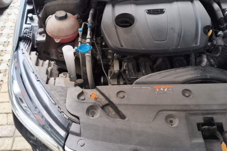 Used Geely Auto Emgrand 2023 4th Generation Champion Edition 1.5L CVT Flagship Model Engine Bay Right