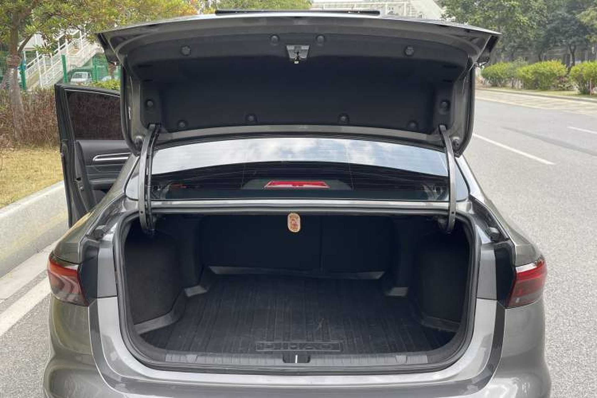 Used Geely Auto Emgrand 2023 4th Generation Champion Edition 1.5L CVT Prestige Model Exterior 10