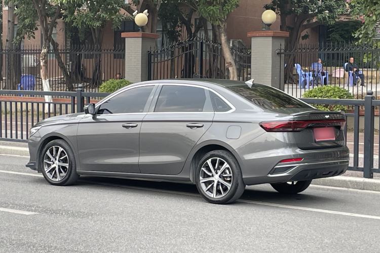 Used Geely Auto Emgrand 2023 4th Generation Champion Edition 1.5L CVT Prestige Model Exterior 4