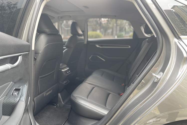 Used Geely Auto Emgrand 2023 4th Generation Champion Edition 1.5L CVT Prestige Model Interior 12