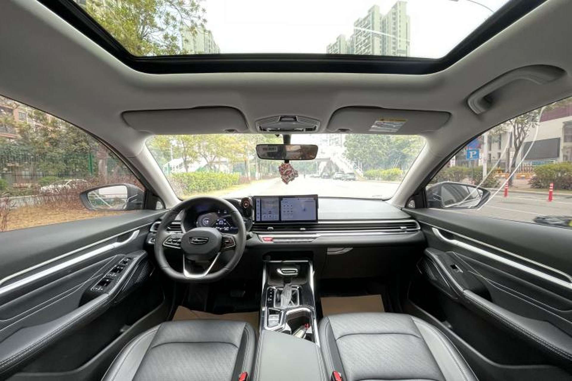 Used Geely Auto Emgrand 2023 4th Generation Champion Edition 1.5L CVT Prestige Model Interior 3