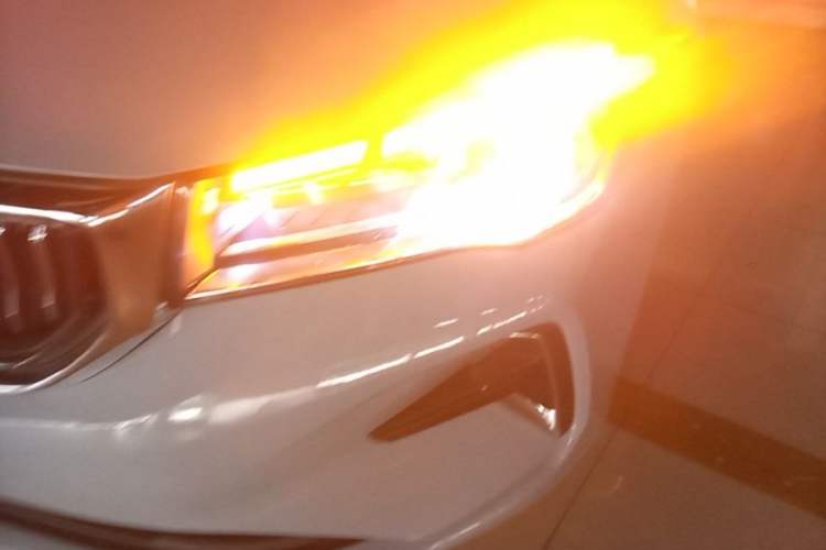 Used Geely Auto Emgrand 2023 4th Generation Champion Edition 1.5L CVT Luxury Model Left Front Headlight