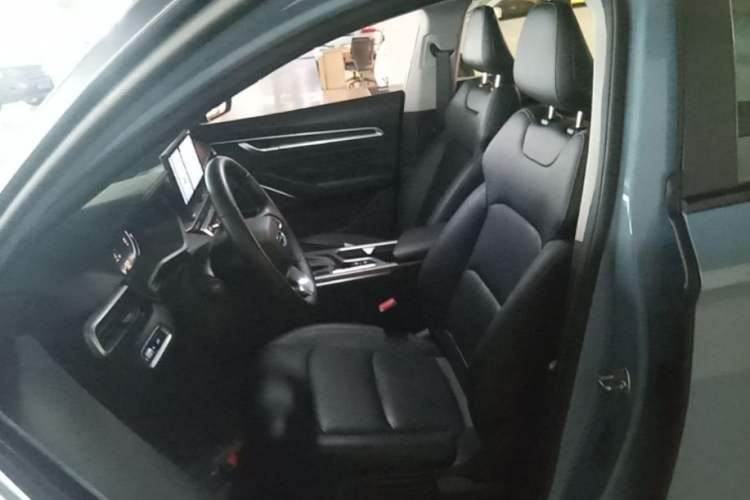 Used Geely Auto Emgrand 2023 4th Generation Champion Edition 1.5L CVT Luxury Model Left Front Seat