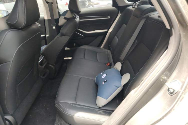 Used Geely Auto Emgrand 2023 4th Generation Champion Edition 1.5L CVT Luxury Model Left Rear Seat