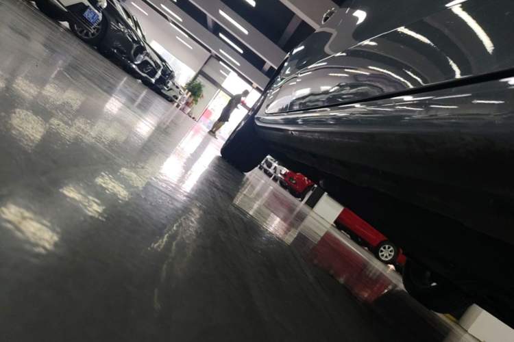Used Geely Auto Emgrand 2023 4th Generation Champion Edition 1.5L CVT Prestige Model Right Side Sill