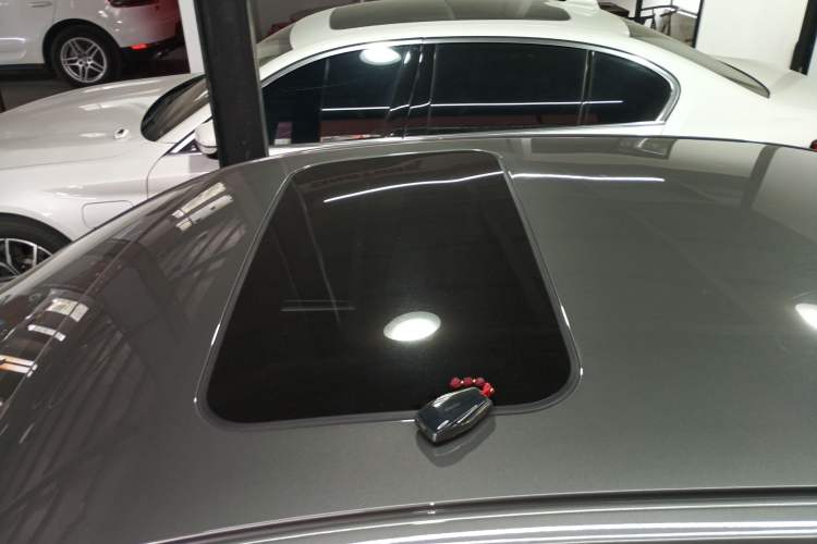 Used Geely Auto Emgrand 2023 4th Generation Champion Edition 1.5L CVT Prestige Model Roof