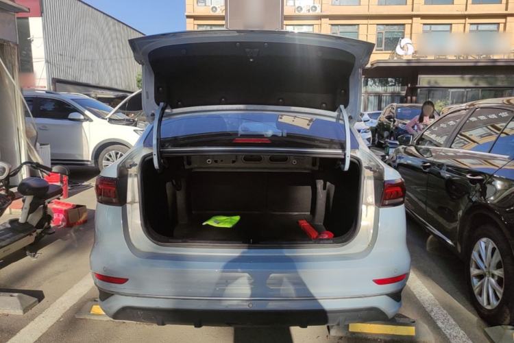 Used Geely Auto Emgrand 2023 4th Generation Champion Edition 1.5L CVT Luxury Model Trunk