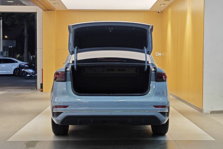 Used Geely Auto Emgrand 2023 4th Generation Champion Edition 1.5L CVT Prestige Model Trunk