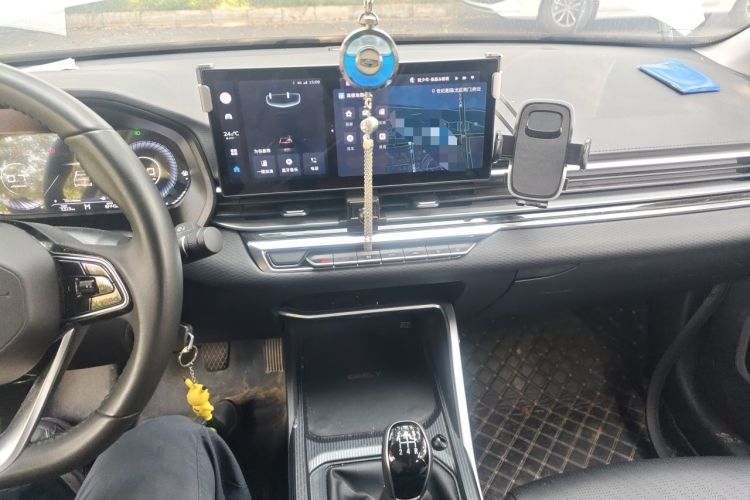 Used Geely Auto Emgrand 2023 4th Generation Champion Edition 1.5L Manual Luxury Model Audio And AC Panel