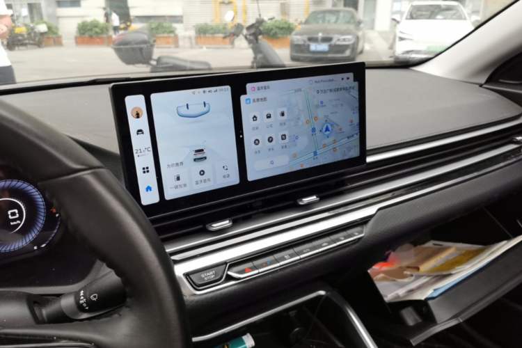 Used Geely Auto Emgrand 2023 4th Generation Champion Edition 1.5L CVT Prestige Model Audio And AC Panel