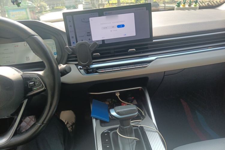 Used Geely Auto Emgrand 2023 4th Generation Champion Edition 1.5L CVT Flagship Model Audio And AC Panel
