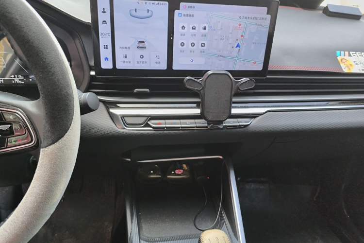 Used Geely Auto Emgrand 2023 4th Generation Champion Edition 1.5L Manual Luxury Model Audio And AC Panel