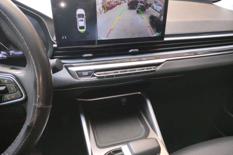 Used Geely Auto Emgrand 2023 4th Generation Champion Edition 1.5L CVT Luxury Model Audio And AC Panel