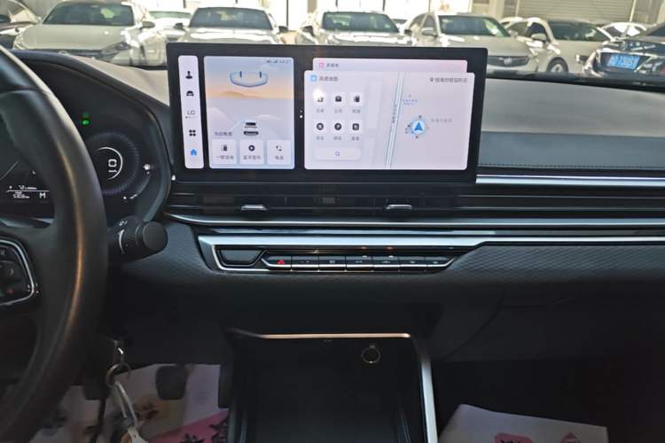 Used Geely Auto Emgrand 2023 4th Generation Champion Edition 1.5L Manual Luxury Model Audio And AC Panel