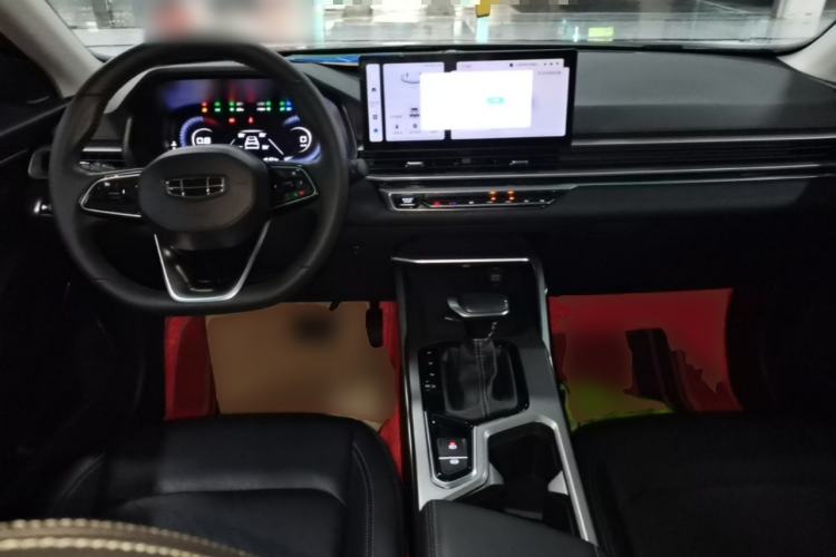 Used Geely Auto Emgrand 2023 4th Generation Champion Edition 1.5L CVT Prestige Model Center Console