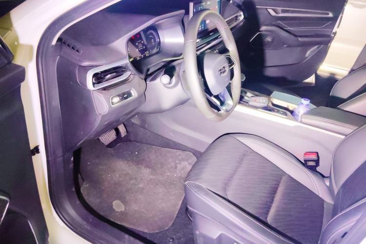Used Geely Auto Emgrand 2023 4th Generation Champion Edition 1.5L CVT Prestige Model Driver Seat