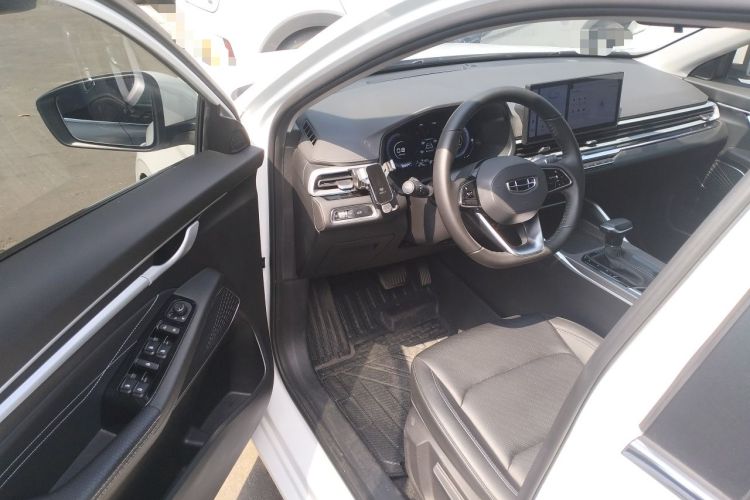 Used Geely Auto Emgrand 2023 4th Generation Champion Edition 1.5L CVT Prestige Model Driver Seat